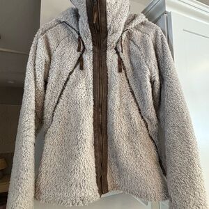 Kuhl Plush Tan Fleece Jacket